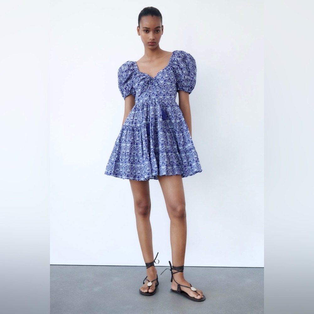 Zara Printed Short Dress in Blue and White (size XS)